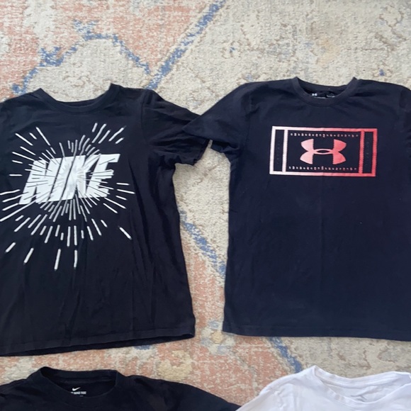 Medium/large boys bundle Nike / under armour - Picture 10 of 10